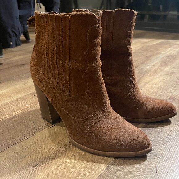 Brown Suede Western-Style Ankle Boots - Picture 3 of 6